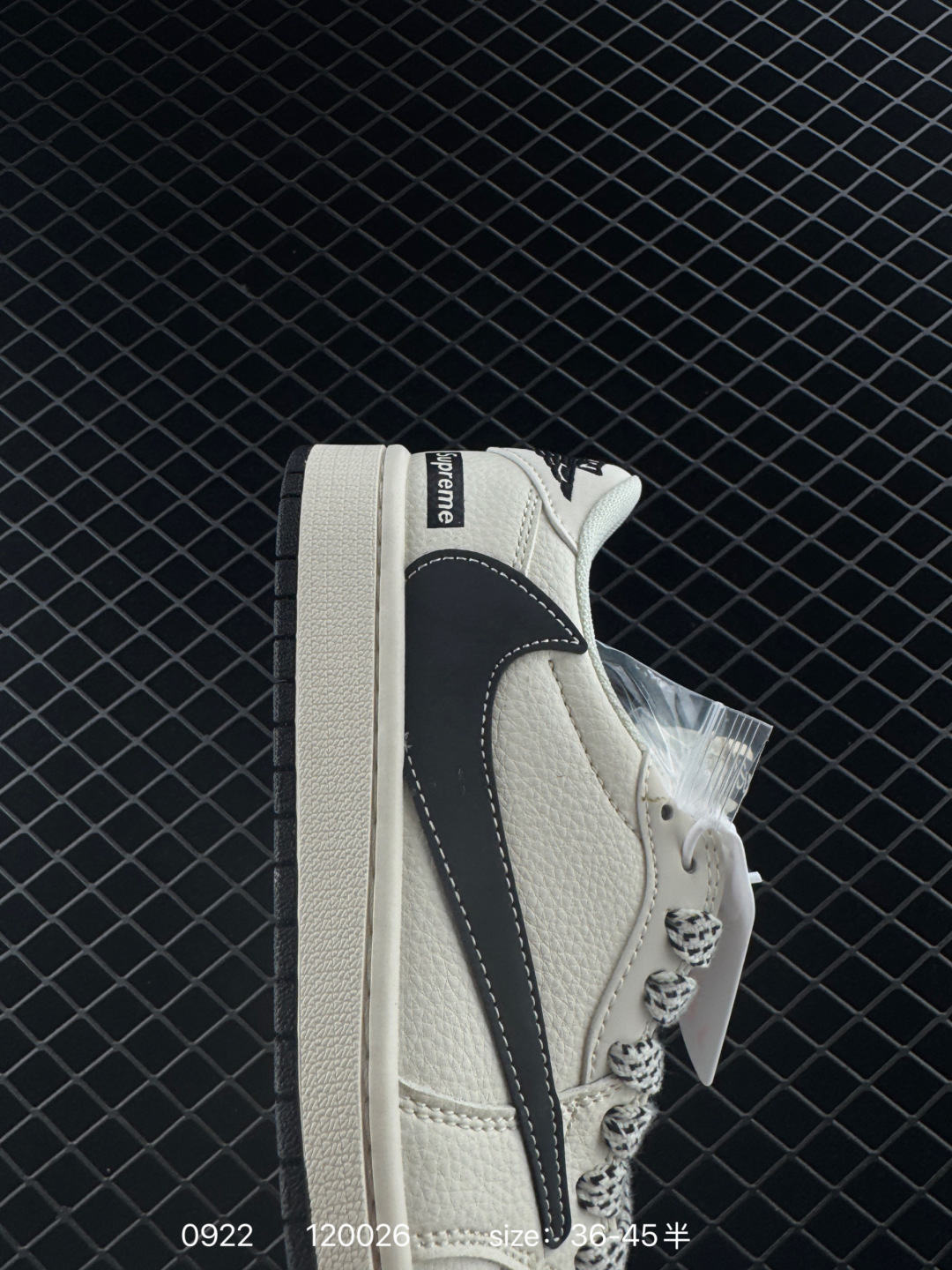 Travis Scott x Air Jordan 1 ” Reverse Mocha “